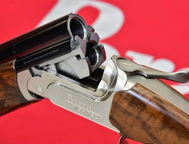 Νέο σούπερ ποζέ Perazzi High Tech X για σκοποβολή με φινίρισμα που δεν έχετε ξαναδεί σε λειόκανο όπλο! (βίντεο)